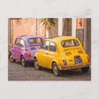 Clásico italiano Fiat 500 coches en Roma Italia