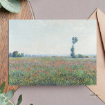 Postal Claude Monet Poppy Field Pinting Art Print<br><div class="desc">Poppy Field es una impresionante obra maestra que exhibe un campo de amapola vibrante y encantador en plena floración, con una abundancia de flores rojas y rosas esparcidas por el paisaje, capturando la esencia del esplendor de la naturaleza y el notable talento de Monet en representar momentos fugaces de belleza....</div>