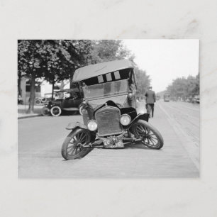 Postal Coche Antiguo Accidentado, 1922
