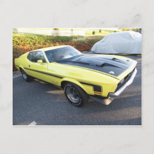 Postal Coche deportivo amarillo