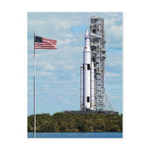 Cohete del Sistema de Lanzamiento Espacial SLS de