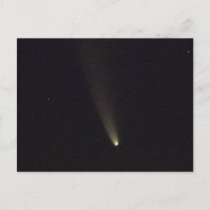 Postal Cometa NEOWISE en el cielo nocturno