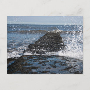 Postal con fotografía del mar duro