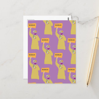 Postal con mujer afgana sosteniendo cartel de prot