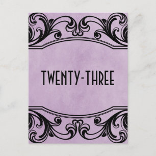 Postal con número de tabla de margaritas moradas