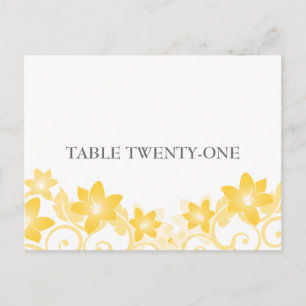 Postal con número de tabla floral simple amarilla