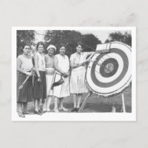 Concurso de tiro al arco de mujeres antiguas de lo
