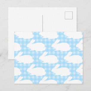 Postal Conejos blancos sobre patrón de cuadros azul paste