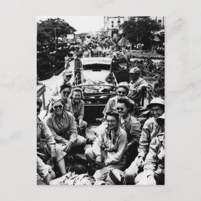 Postal Convoy de Enfermeras de la Segunda Guerra Mundial (Anverso)