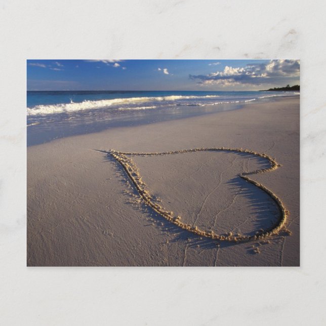 Postal corazón en la arena (Anverso)