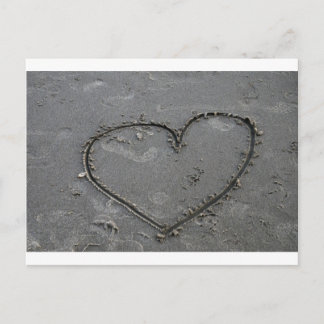 Postal Corazón en la arena