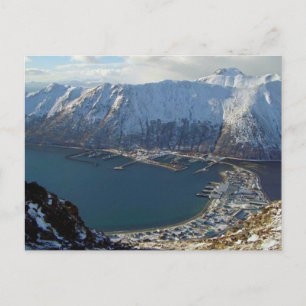 Postal Cordillera de Alaska y ciudad abajo