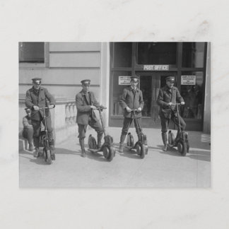 Postal Correo por Scooter