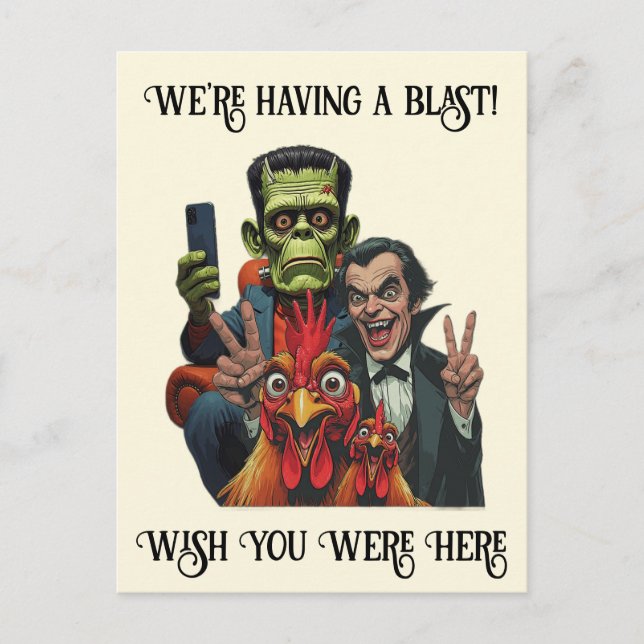 Postal  "Couch Cryptid Selfie Postcard" Cheesy Chicken (Anverso)