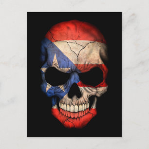 Postal Cráneo de bandera de Puerto Rico sobre negro