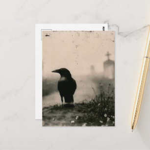 Postal cuervo en el cementerio al estilo vintage