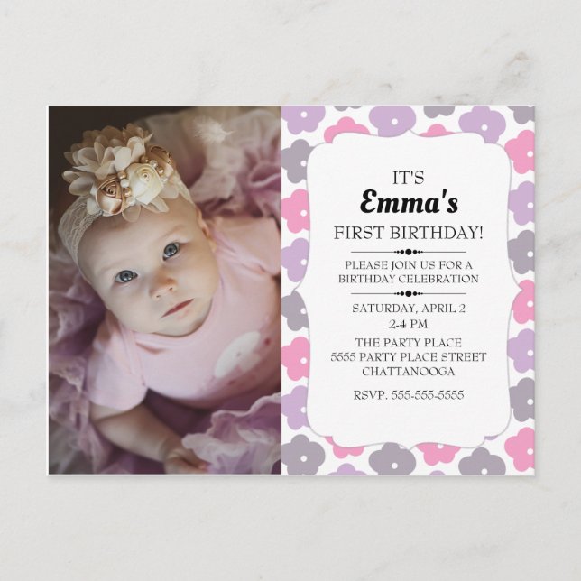 Postal Cumpleaños de niña con flores rosadas y moradas (Anverso)