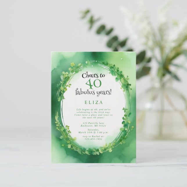 Postal cumpleaños de trébol del día de san patricio en ac (Anverso de pie)