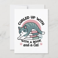 Curva con un libro y un gato - cómodos lectores de
