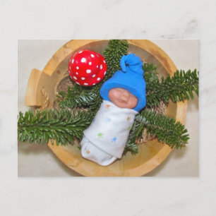 Postal Cute Baby Elf en Pine con Toadstool: Arcilla de po