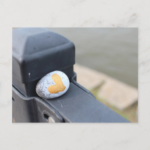 Postal Cute Gold Heart Rock