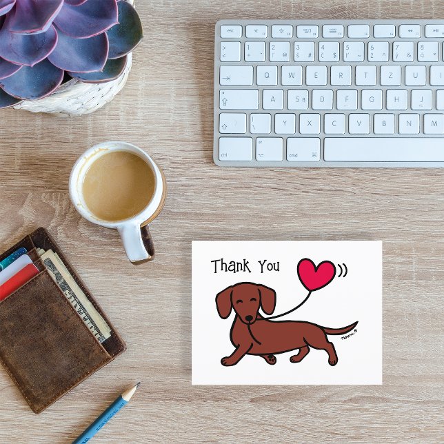 Postal Dachshund Sonriente, suave y suave, gracias (Red Smooth Haired Dachshund Smiling Heart Balloon Thank You Postcard for Doxie fans.  Cute cartoon.)