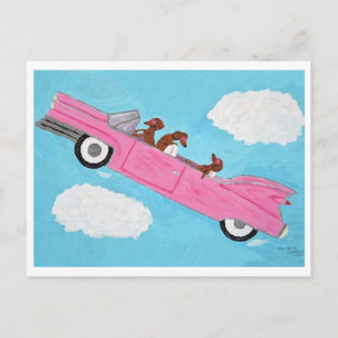 Postal Dachshunds en un convertible rosa en el cielo
