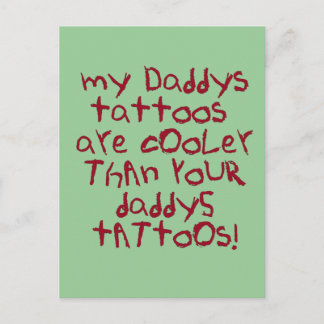 Postal Daddys tatúa la roca