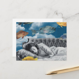 Postal Dama antigua durmiendo en océano de nubes y peces