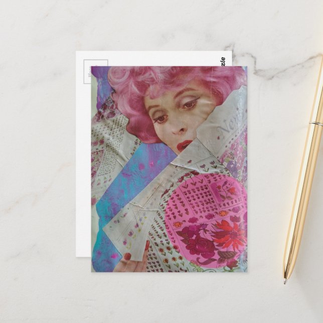 Postal Dama de Cabello Rosa Collage de Medios Mixtos (Anverso/Reverso In Situ)