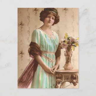 Postal Dama victoriana de 1917 con caja