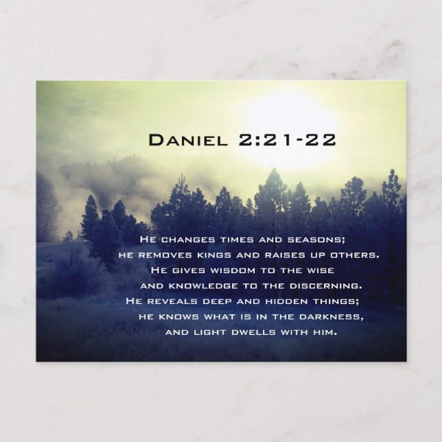 Postal Daniel 2:21-22 Cambia de época y estación (Anverso)