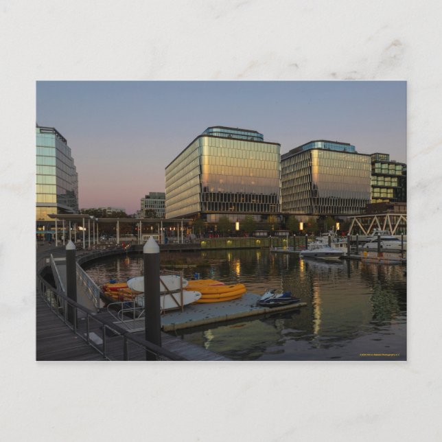 Postal DC Waterfront en Dusk, Washington, DC (Anverso)