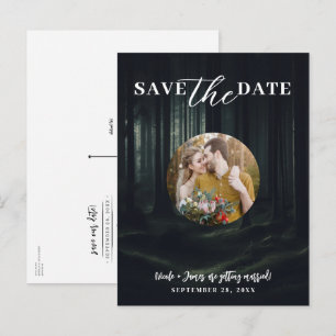 Postal De Anuncios Árboles forestales morales oscuros en Crepúsculo p