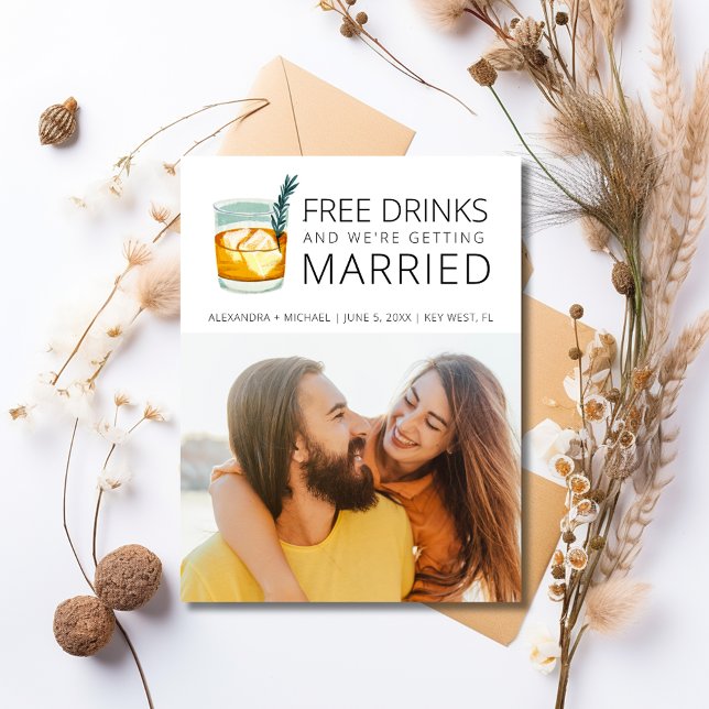 Postal De Anuncios Bebidas gratis Boda de presupuesto Guardar la fech (Free Drinks Budget Wedding Save the Date Announcement Postcard)