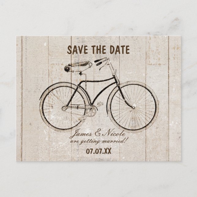 Postal De Anuncios Bicicleta antigua sobre poste de madera rústico Ta (Anverso)