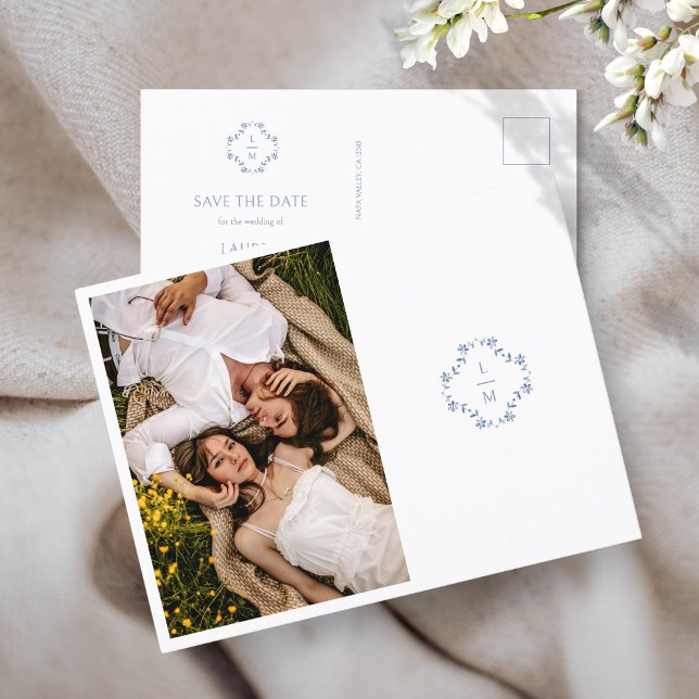Postal De Anuncios Boda Azul y Blanca con Floral Monogramada (Subido por el creador)