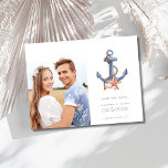 Postal De Anuncios Boda costera en la playa de fotos náuticas salva l<br><div class="desc">Comparte la alegría de tu próxima boda en la playa con nuestra tarjeta postal Coastal Nautical Photo Beach Wedding Save the Date. Con un ancla náutica adornado con conchas marinas, este diseño captura perfectamente el espíritu costero de su celebración. Una hermosa foto de la pareja le da un toque personal...</div>