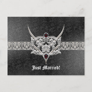 Postal De Anuncios Boda de vampiro gótico con cuero falso y joyas