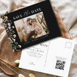 Postal De Anuncios Boda floral de flor silvestre de código QR negro<br><div class="desc">Anuncie su día especial con nuestro código QR Boda Floral Flora Silvestre Salvar la fecha! Con un bonito diseño de flores silvestres, esta elegante tarjeta combina el encanto rústico con la comodidad moderna. El código QR incluido dirige a los clientes a su sitio web boda para que puedan acceder fácilmente...</div>