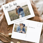 Postal De Anuncios Boda Guardar la foto de fecha Minimalista simple<br><div class="desc">Boda Guardar las tarjetas de fecha que tienen una foto en la parte delantera y trasera. Las tarjetas Save the Date contienen una moderna tipografía de escritura cursiva con letras a mano que son elegantes,  simples y modernas para usar después de la minimalista celebración del día de la boda.</div>