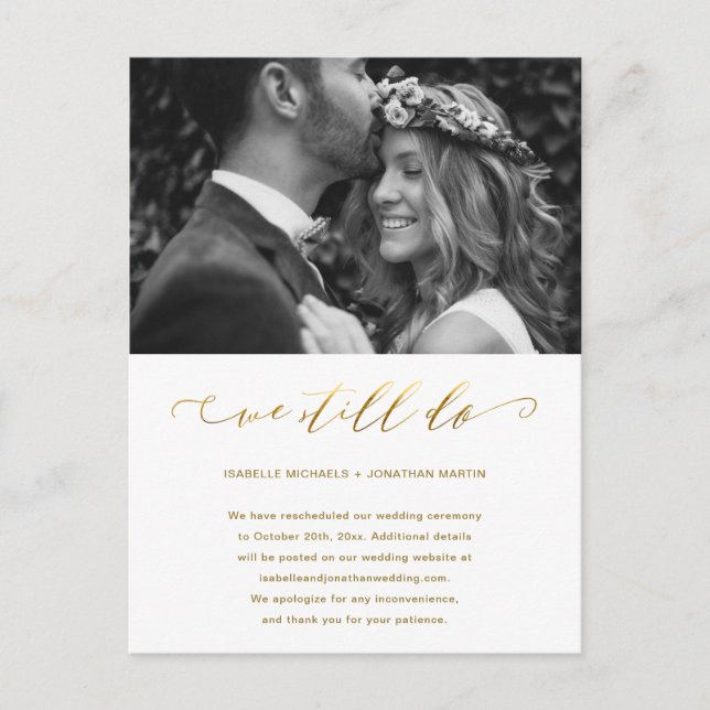 Postal De Anuncios Boda Posposición Faux Gold Seguimos Haciendo Foto (Anverso)