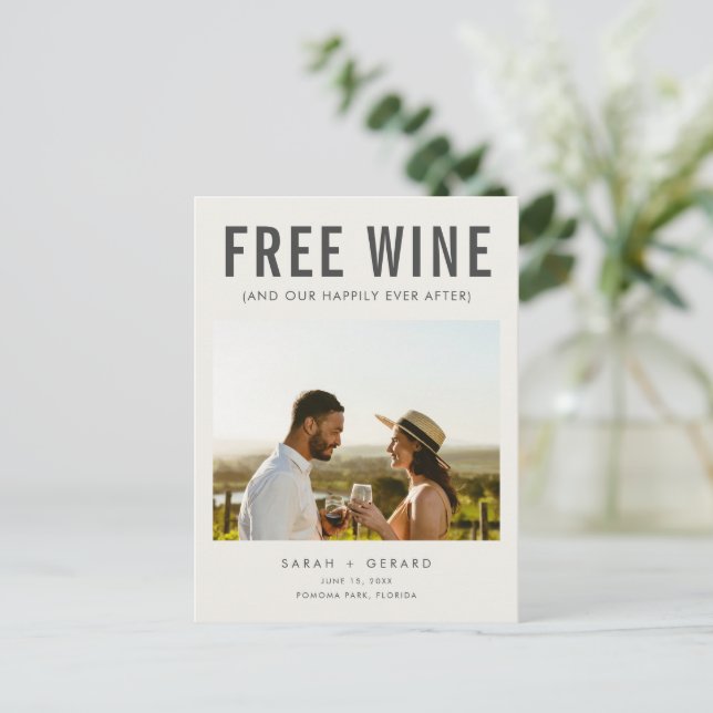 Postal De Anuncios Boda Vino Gratis (y nuestro felices para siempre) (Anverso de pie)