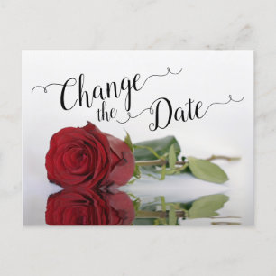 Postal De Anuncios Cambiar la Fecha Elegante Rosa Roja Boda Pospuesta
