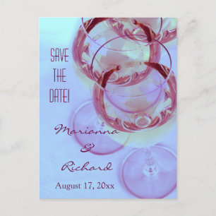 Postal De Anuncios copas de vino con el vino rojo