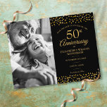Postal De Anuncios Corazones de oro de 50 años para salvar la foto de<br><div class="desc">Con delicados corazones dorados confetti en un fondo negro. Puedes personalizar con tu foto especial y cincuenta años de celebración de aniversario de oro,  salvo los detalles de la fecha en la elegante tipografía moderna. Diseñado por Thisisnotme©</div>