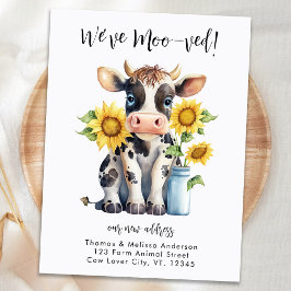 Postal De Anuncios Cute Cow Funny Nos hemos mudado de nueva dirección