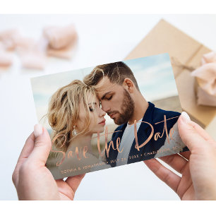 Postal De Anuncios Dos fotos   Faux Rosa Gold Script Save the Date