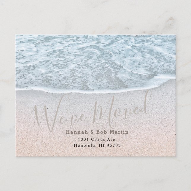 Postal De Anuncios El océano azul y la playa de arena en movimiento (Anverso)