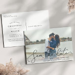 Postal De Anuncios Elegante | Foto Guardar la fecha<br><div class="desc">Una tarjeta postal moderna para guardar la fecha diseñada para acomodar tu foto de compromiso horizontal o horizontal favorita orientada a todo el paisaje. "Guardar la fecha" aparece cerca de la parte inferior de la foto con letras de estilo manuscrito negro oscuro, con sus nombres, fecha de boda y ubicación...</div>
